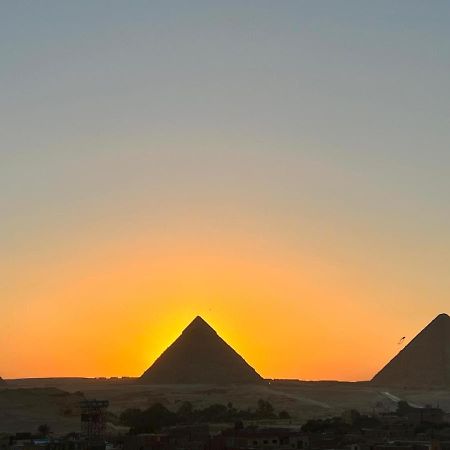 Topaz Pyramids View Inn Kafret el-Gabal Екстериор снимка