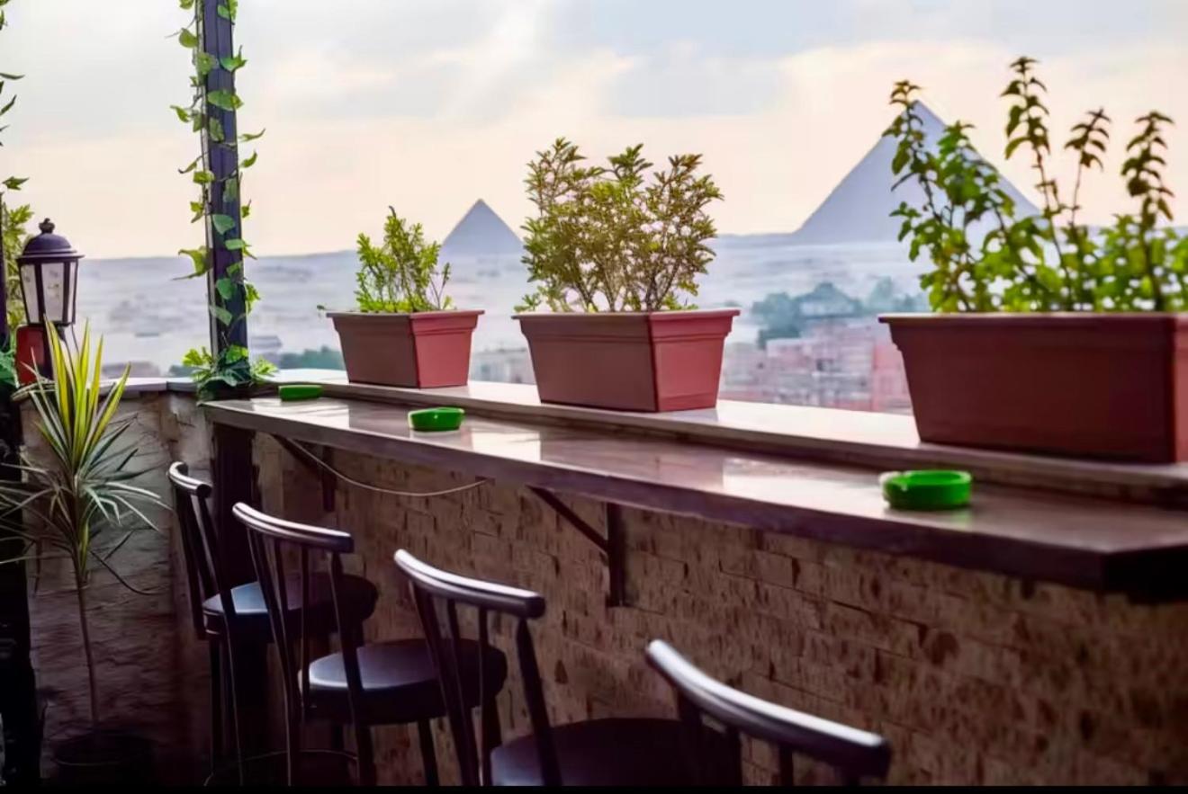Topaz Pyramids View Inn Kafret el-Gabal Екстериор снимка