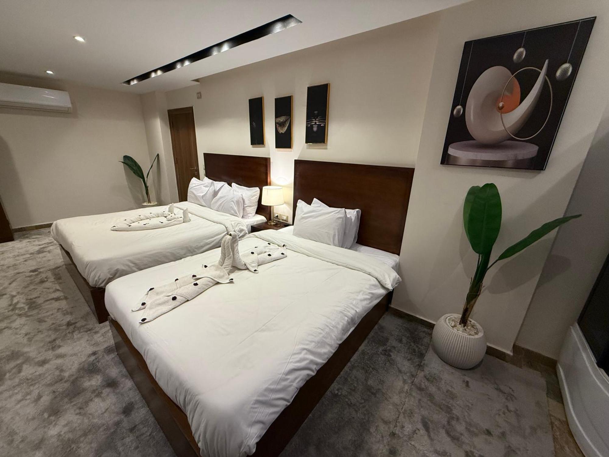Topaz Pyramids View Inn Kafret el-Gabal Екстериор снимка