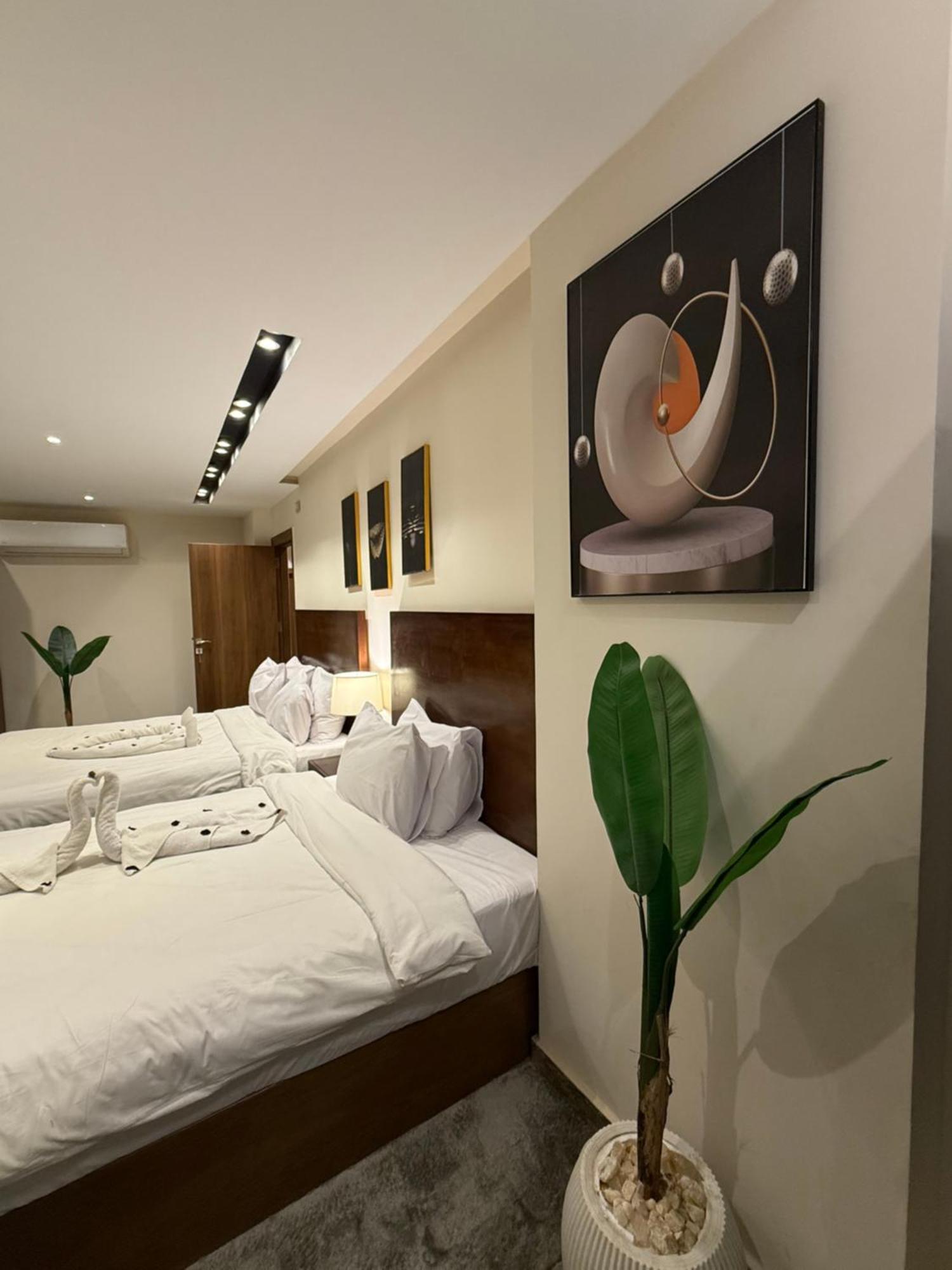 Topaz Pyramids View Inn Kafret el-Gabal Екстериор снимка