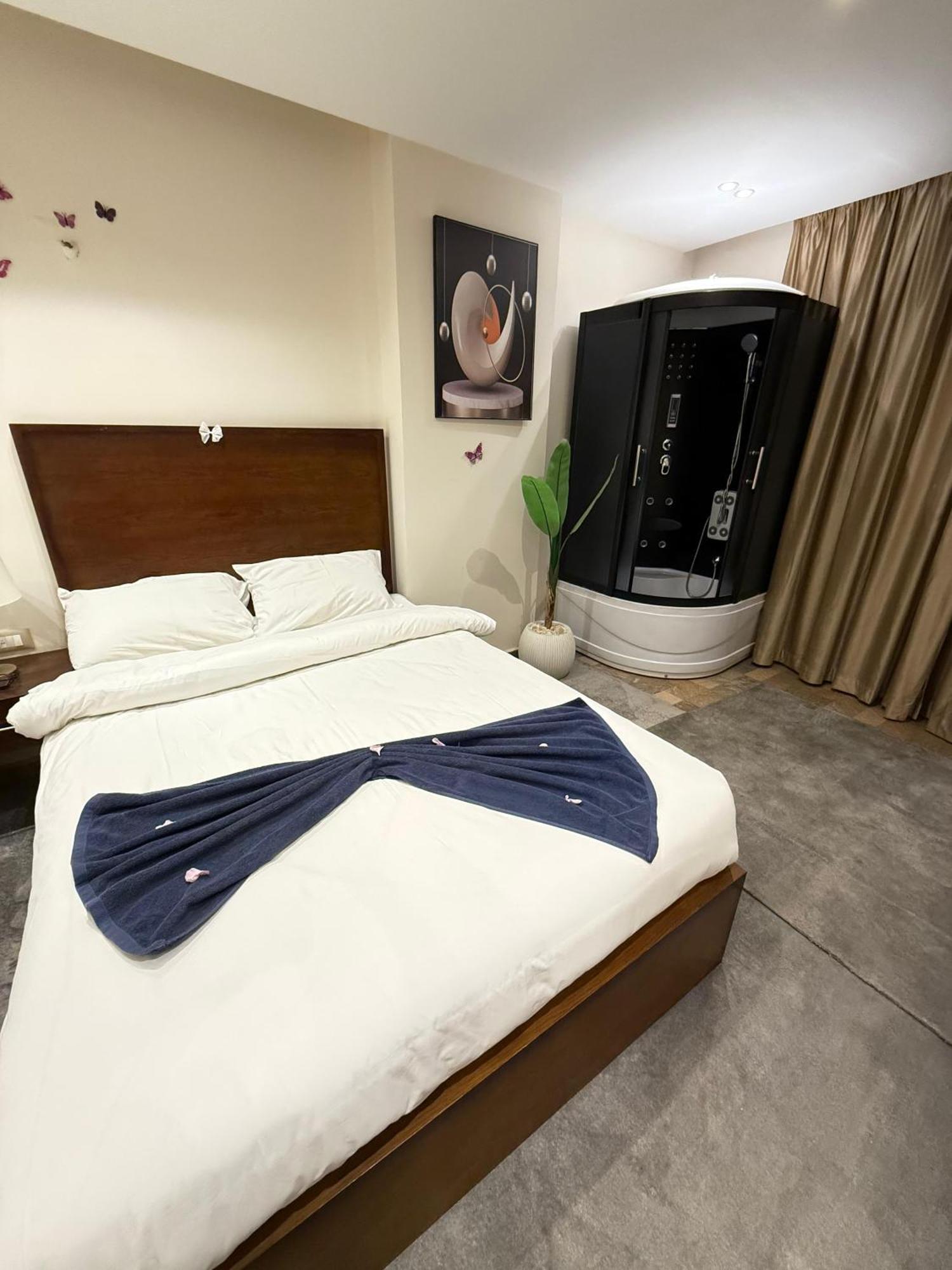 Topaz Pyramids View Inn Kafret el-Gabal Екстериор снимка